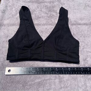 XS Meshki Black V neck bra top crop